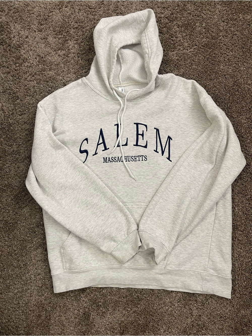 Salem Massachusetts Light Grey Pullover Hoodie